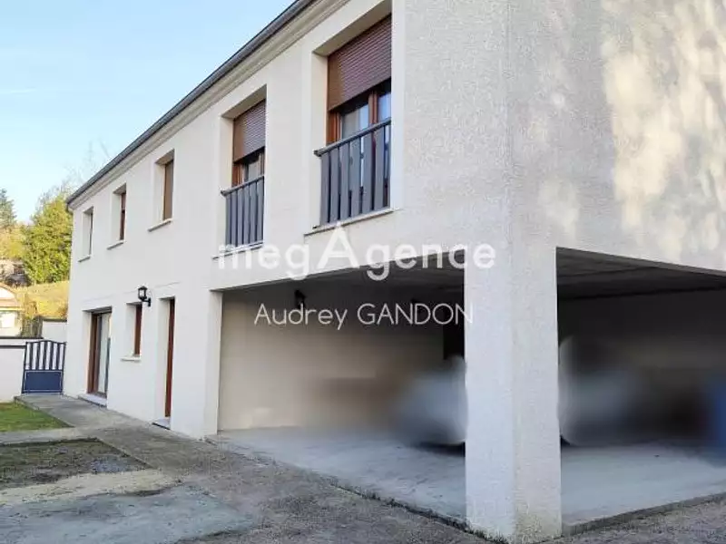Maison, 163 m²