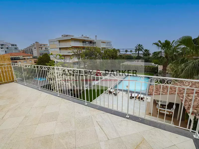 Maison, 400 m²