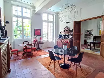 Maison, 650 m²