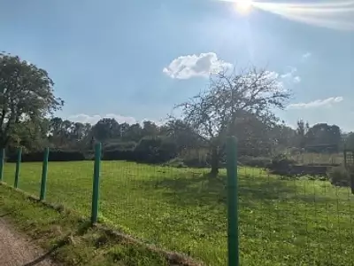 Terrain, 829 m²