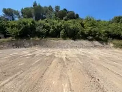 Terrain, 1 078 m²