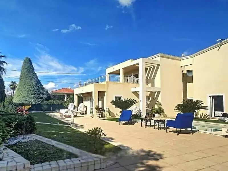 Maison, 334 m²