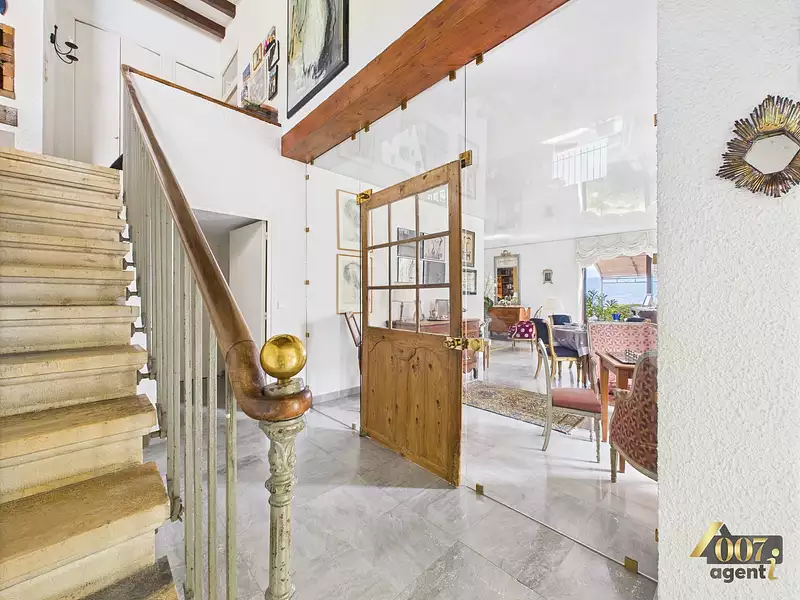 Maison, 244 m²