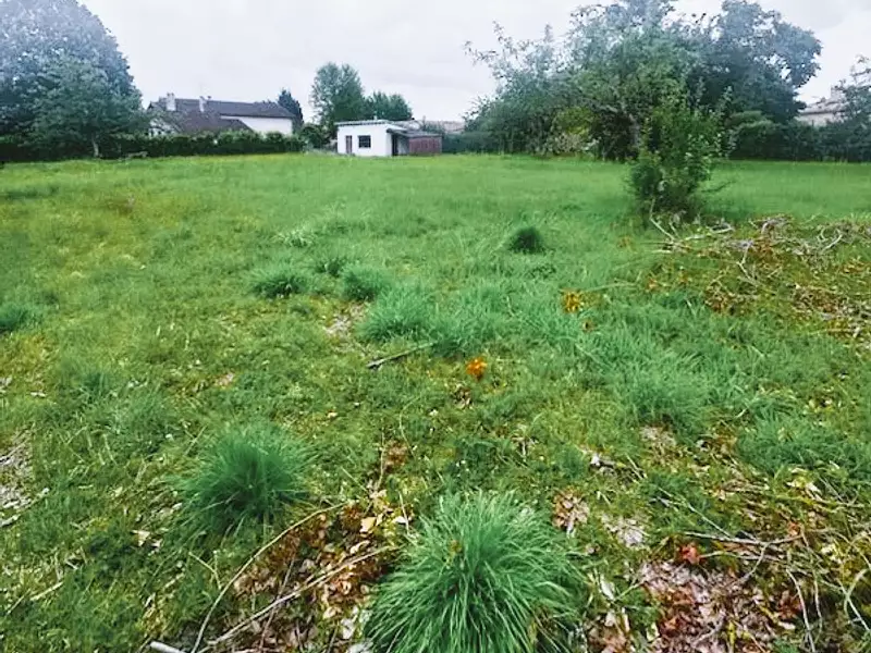 Terrain, 1 388 m²
