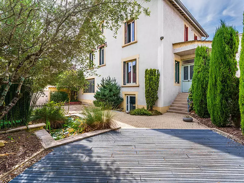 Maison, 195 m²