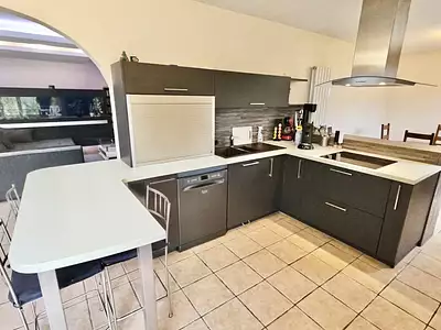 Maison, 285 m²