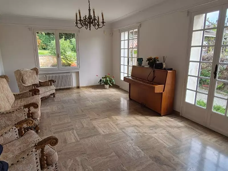 Maison, 237 m²