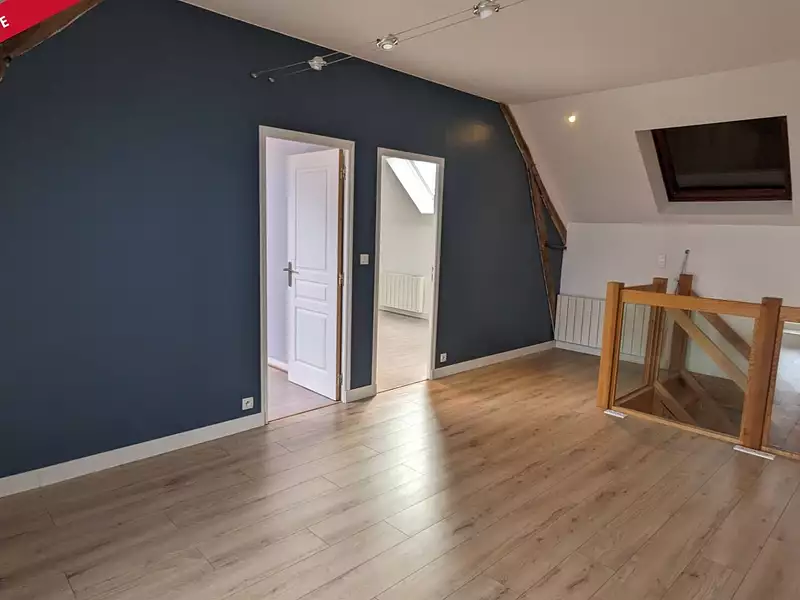 Maison, 250 m²