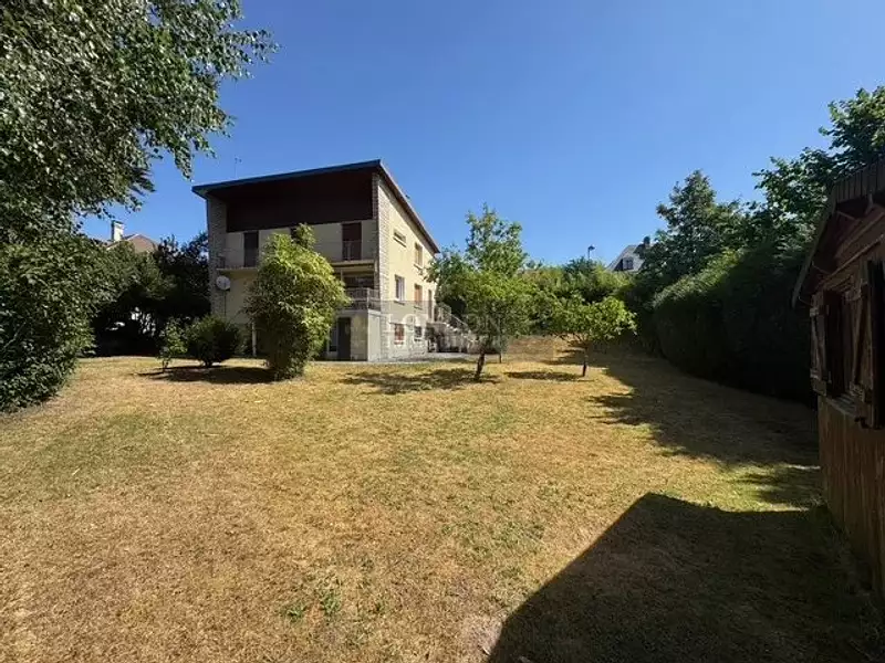Maison, 185 m²