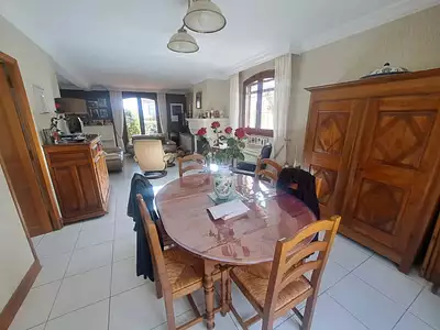 Maison, 178 m²