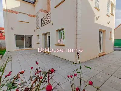 Maison, 250 m²