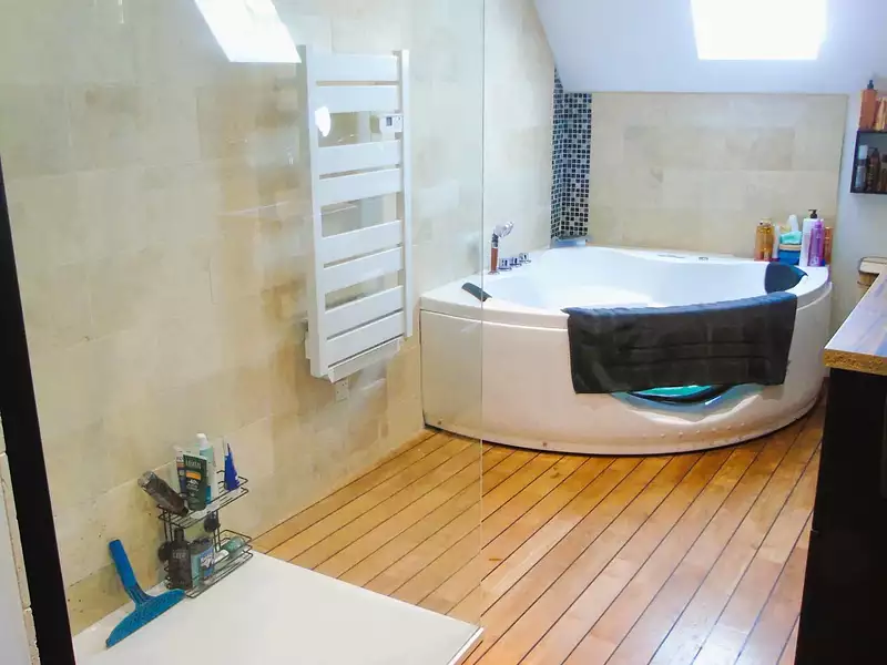 Maison, 343 m²