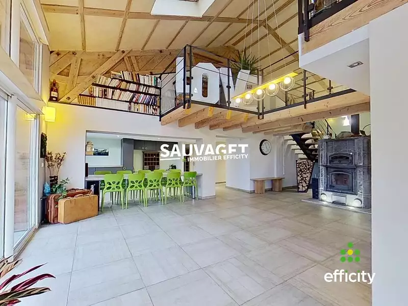 Maison, 400 m²