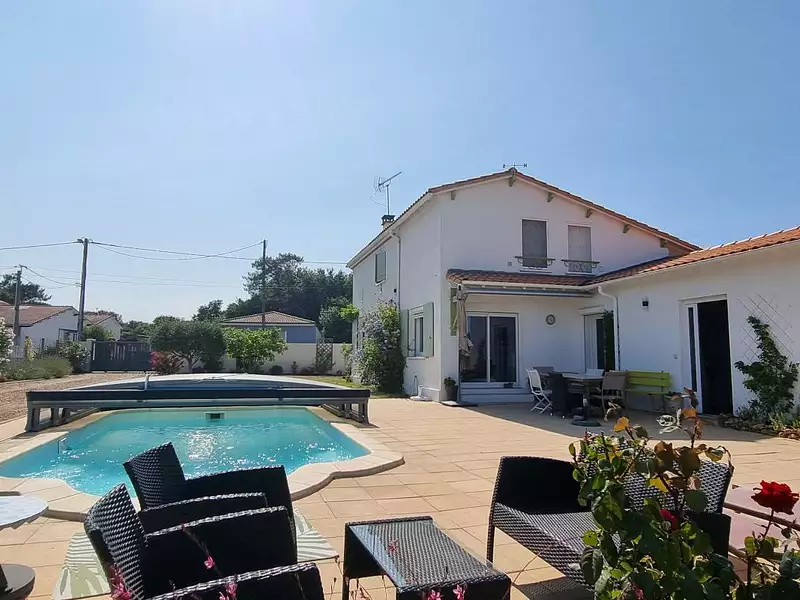 Maison, 155 m²