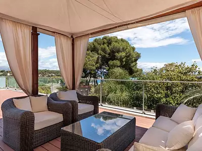 Maison, 245 m²