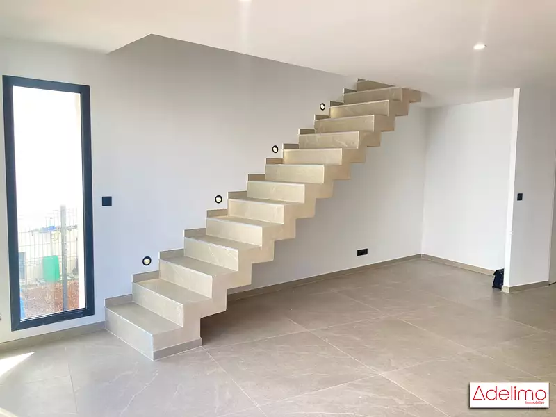Maison, 115 m²