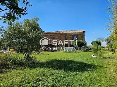 Maison, 400 m²