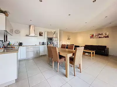 Maison, 291,6 m²