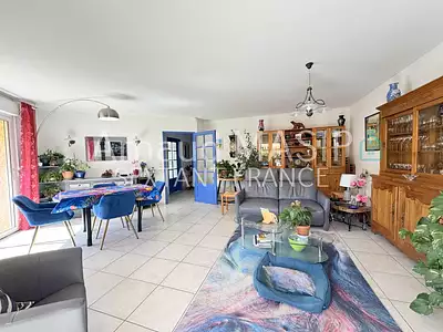 Maison, 97 m²
