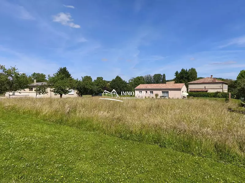 Terrain, 1 138 m²