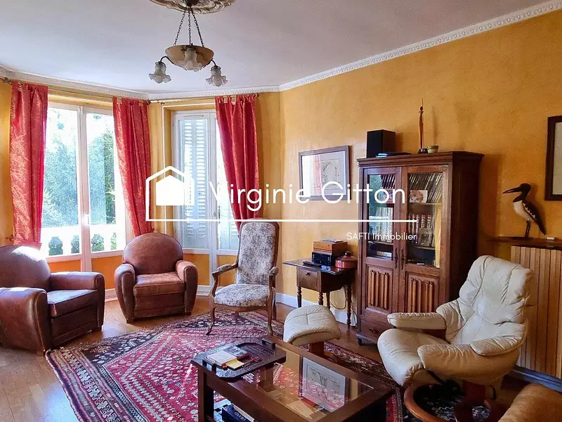 Maison, 197 m²
