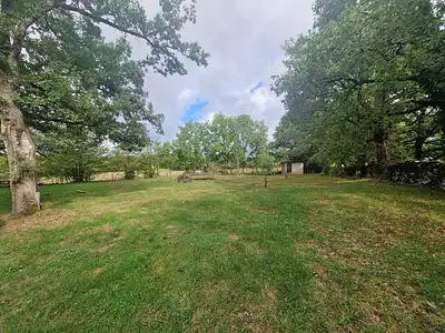Terrain, 1 100 m²