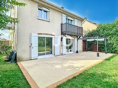Maison, 167 m²