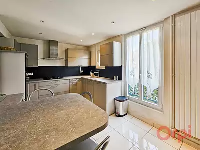 Maison, 83 m²