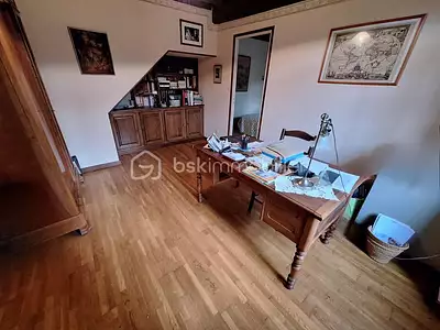 Maison, 197 m²