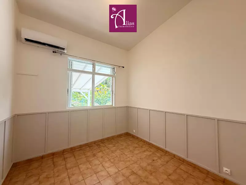 Maison, 137 m²