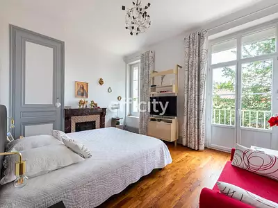 Maison, 180 m²