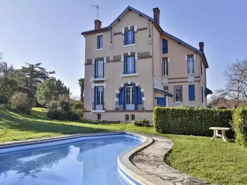 Maison, 190 m²