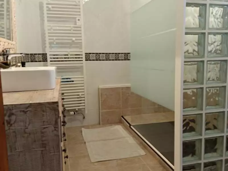 Maison, 175 m²