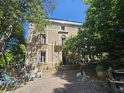 Maison, 790 m²