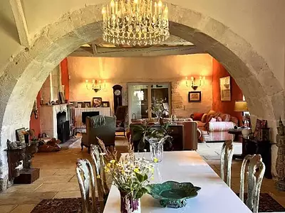 Maison, 600 m²