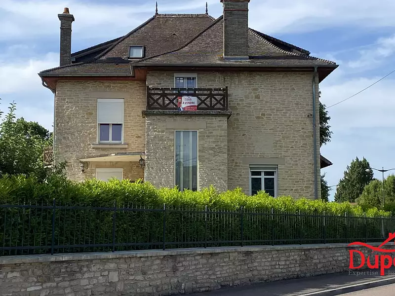 Maison, 250 m²