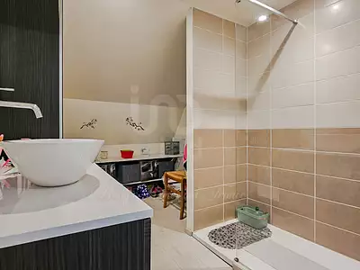 Maison, 83 m²