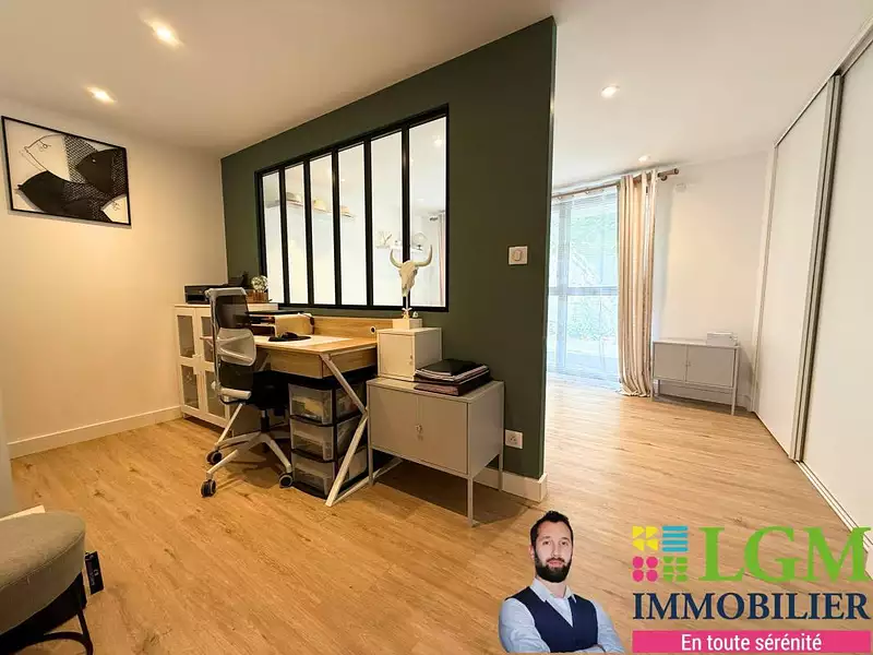 Maison, 176 m²