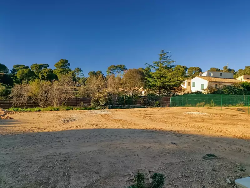 Terrain, 622 m²