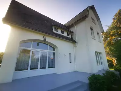 Maison, 225 m²