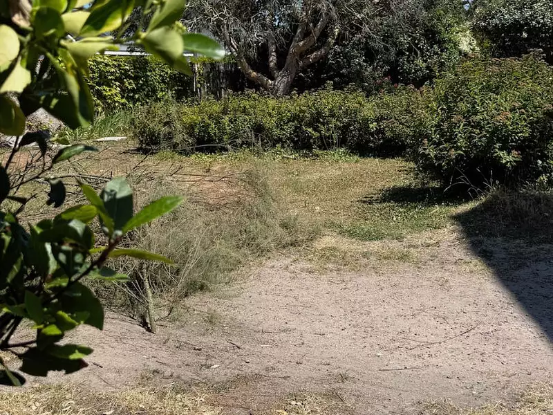 Terrain, 359 m²