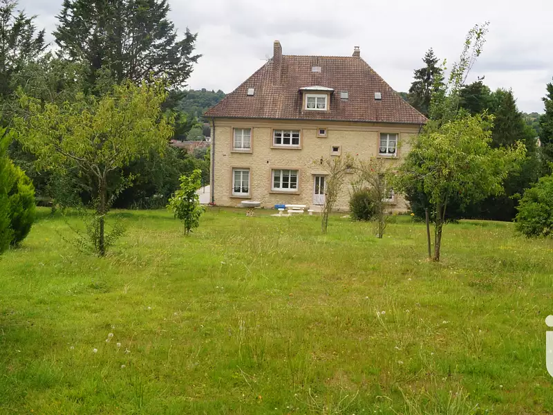 Maison, 275 m²