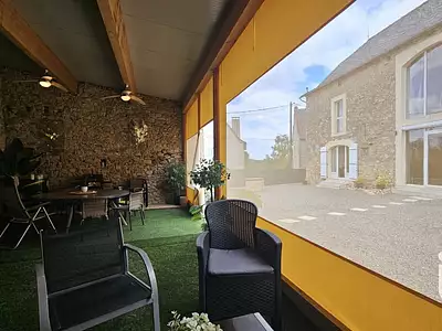 Maison, 251 m²