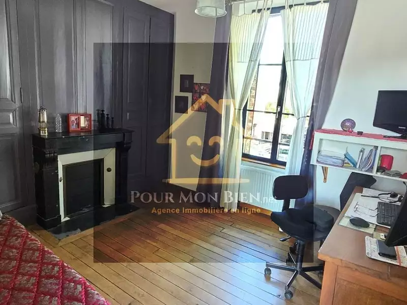 Maison, 210 m²