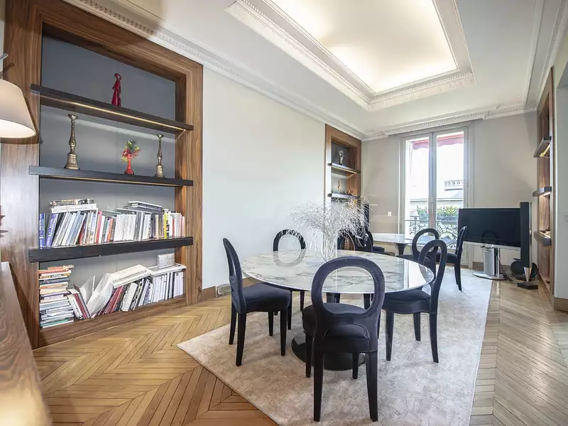 Appartement, 330 m²