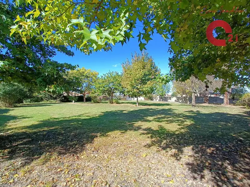 Terrain, 2 258 m²