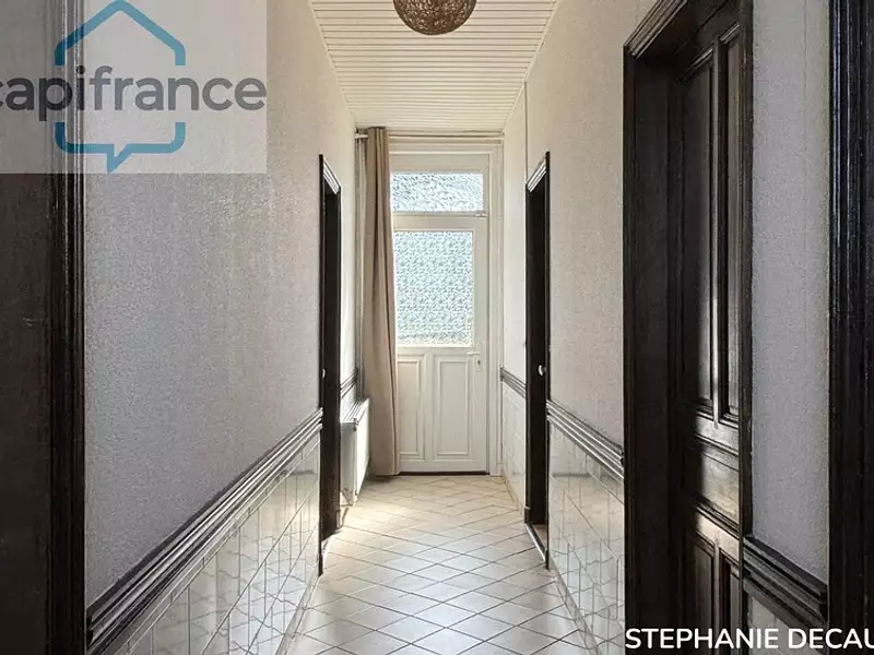 Maison, 162 m²