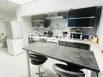 Maison, 201 m²