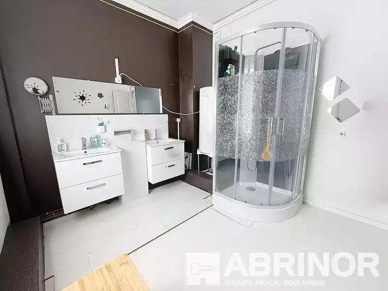 Maison, 93 m²