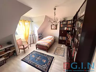 Maison, 235 m²